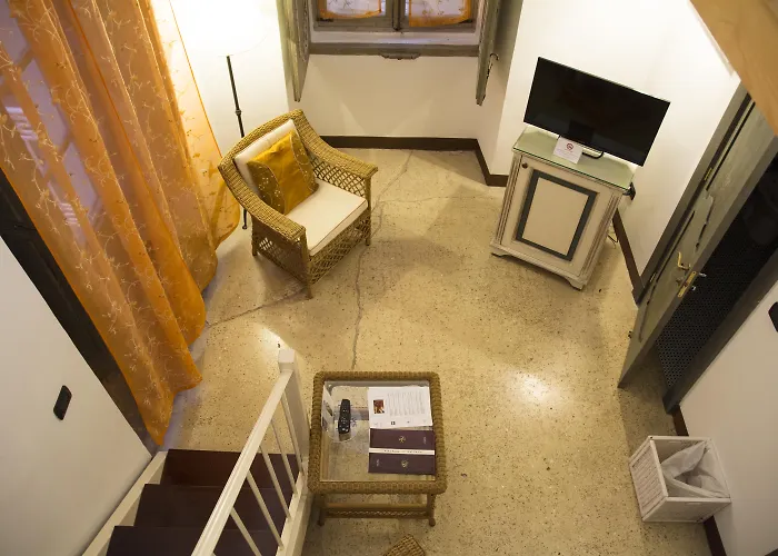 Hotel con piscina: Relais Corte Palmieri&Il Chiostro - Residenza d'epoca